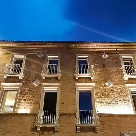 Palazzo Cortesi Macerata