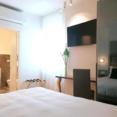 Palazzo Cortesi Boutique