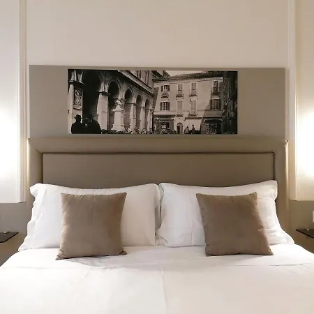 Palazzo Cortesi Boutique 4* Macerata