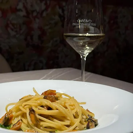 Maison d'hôtes Palazzo Cortesi 4*